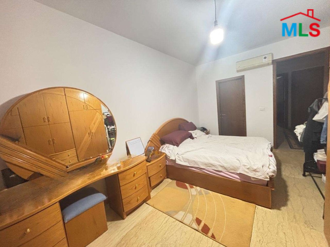3-Bedroom Apartment For Sale in Ain El Mreisseh, Ras Beirut