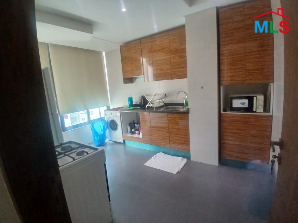 3-Bedroom Apartment For Sale in Ain El Mreisseh, Ras Beirut