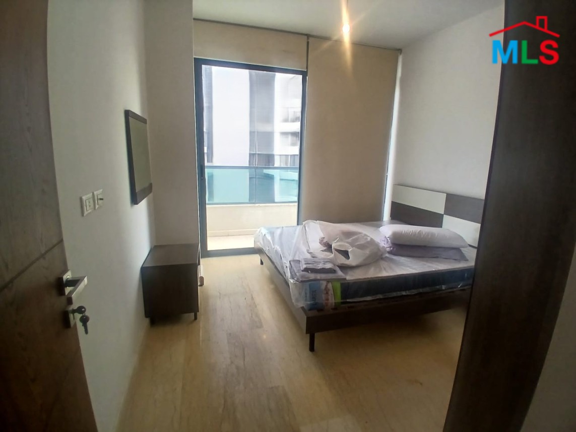 3-Bedroom Apartment For Sale in Ain El Mreisseh, Ras Beirut