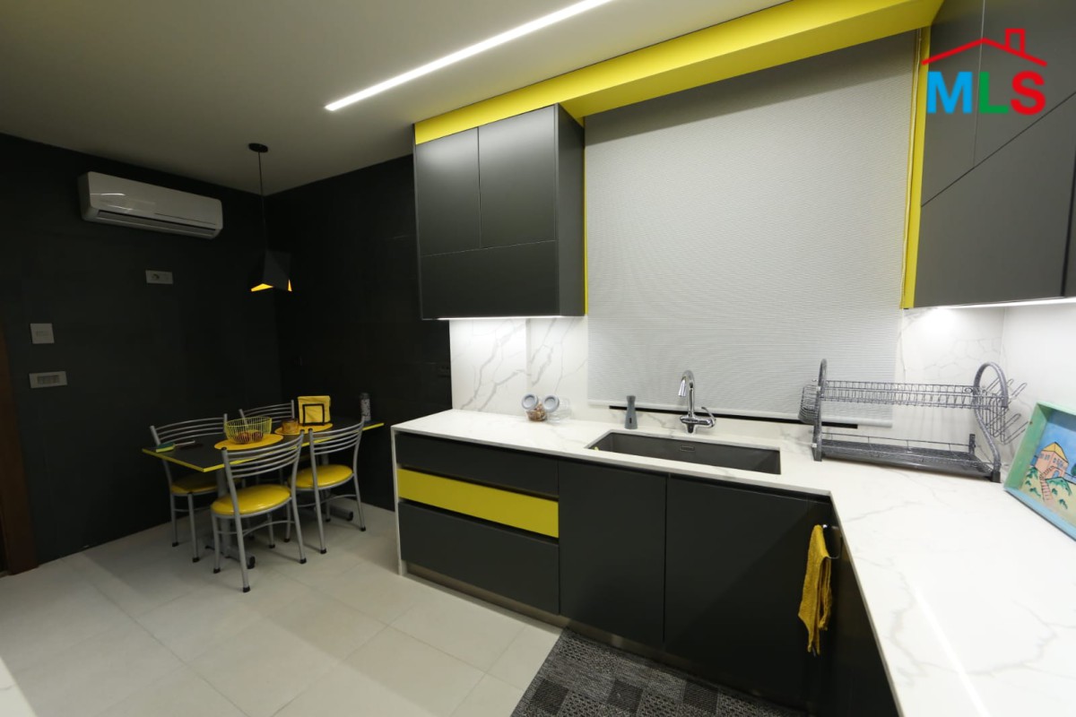 Fully Furnished Renovated Decorated Apartment For Sale in Aamchit