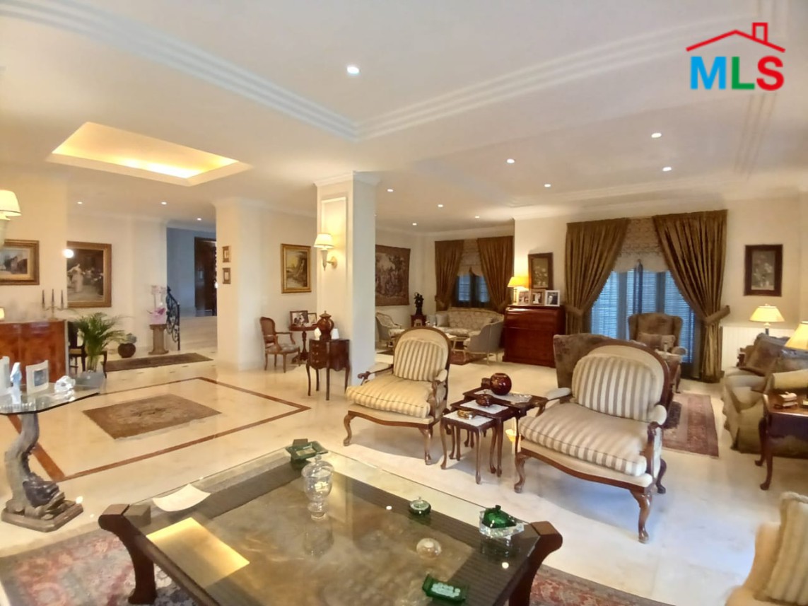 An Amazing Villa With Panoramic Sea View For Sale in Ain Saadeh
