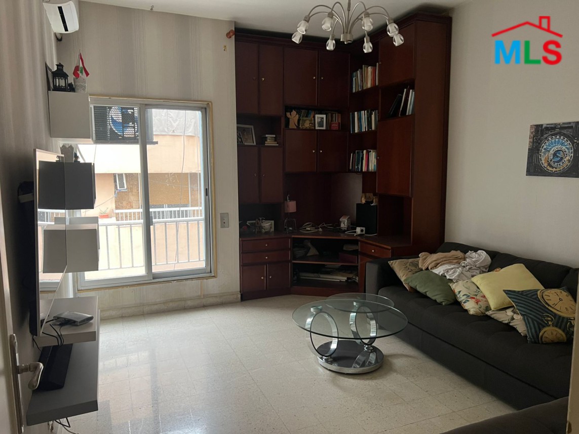 4-Bedroom Apartment For Sale in Haret Hreik
