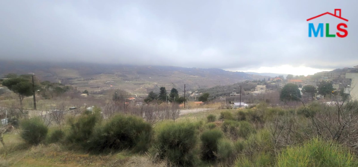 A 840 SQM Land For Sale in Kfarzebian