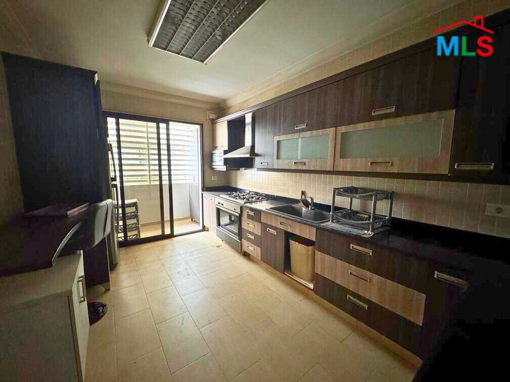 Renovated Apartment For Sale in Ras El Nabeh, Beirut