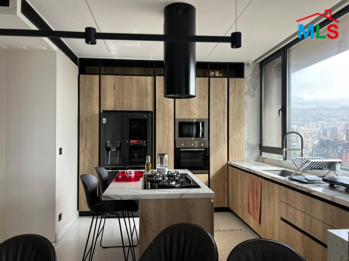 Luxurious 3-Bedroom Apartment For Sale in Achrafieh, Sioufi