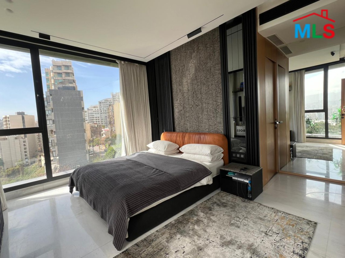 Luxurious 3-Bedroom Apartment For Sale in Achrafieh, Sioufi