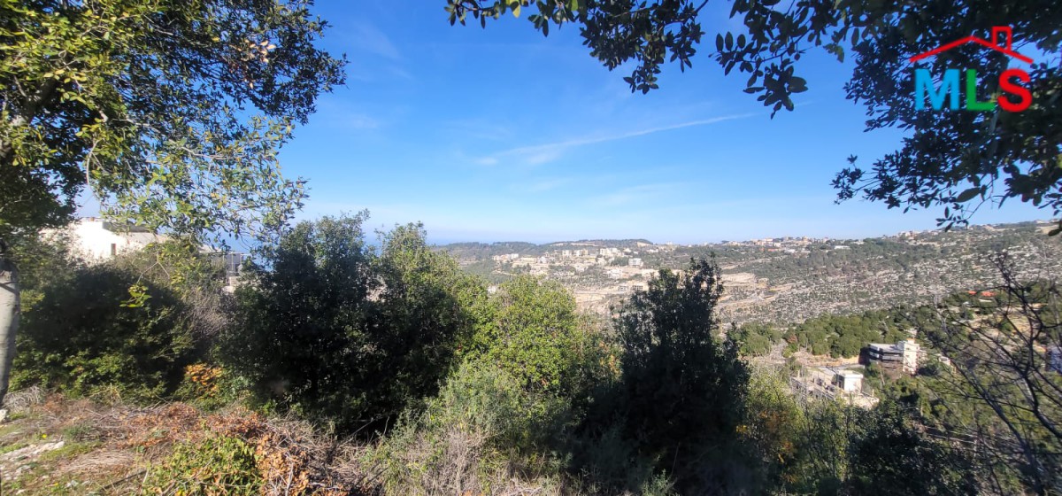 A 725 SQM Land For Sale in Ghedras