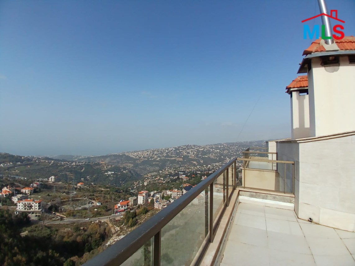 Duplex With Panoramic View For Sale in Chwaya, El Metn