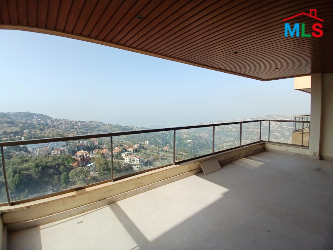 Duplex With Panoramic View For Sale in Chwaya, El Metn
