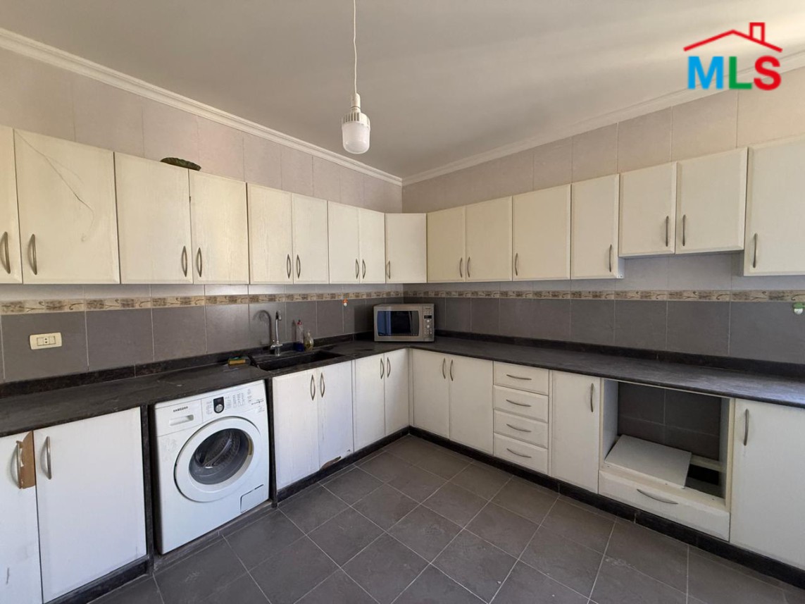 Modern & Spacious Apartment For Sale in Achrafieh, Near Hotel Alexandre