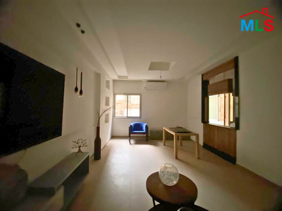 Renovated 2 Bedroom Apartment For Sale in Verdun, Beirut