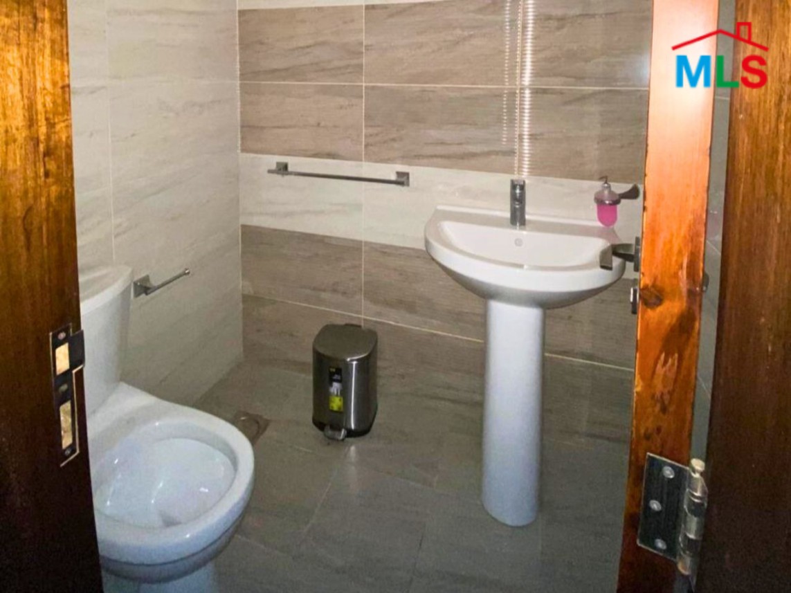 Renovated 2 Bedroom Apartment For Sale in Verdun, Beirut