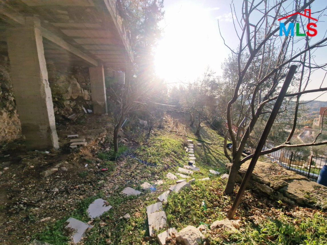 A Semi-Furnished Individual House For Sale in Lehfed