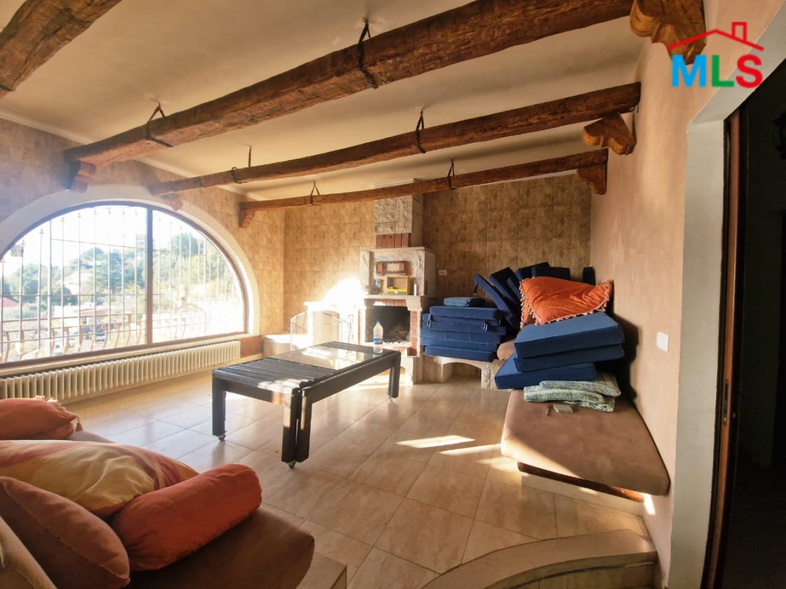 A Semi-Furnished Individual House For Sale in Lehfed