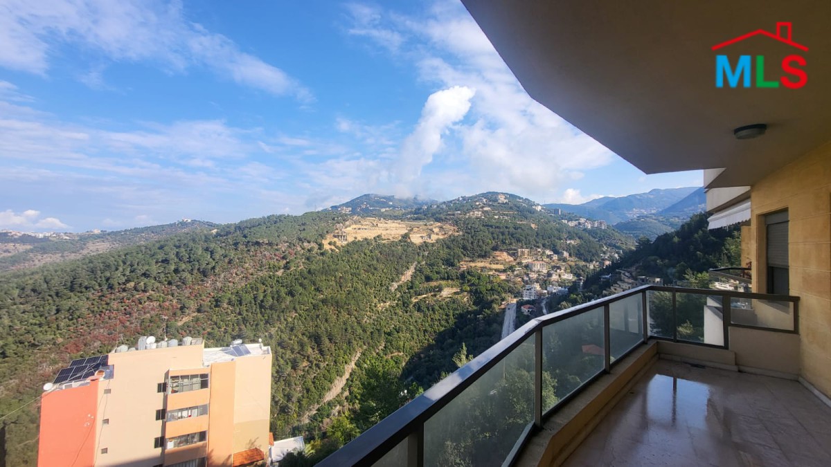 Spacious Decorated Apartment For Sale in Ghazir