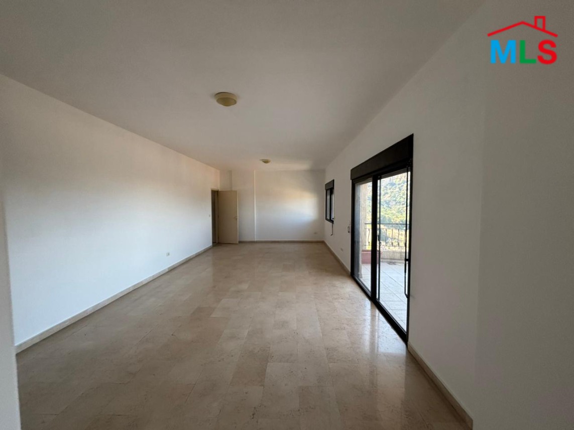 Duplex Apartment For Sale in Zikrit