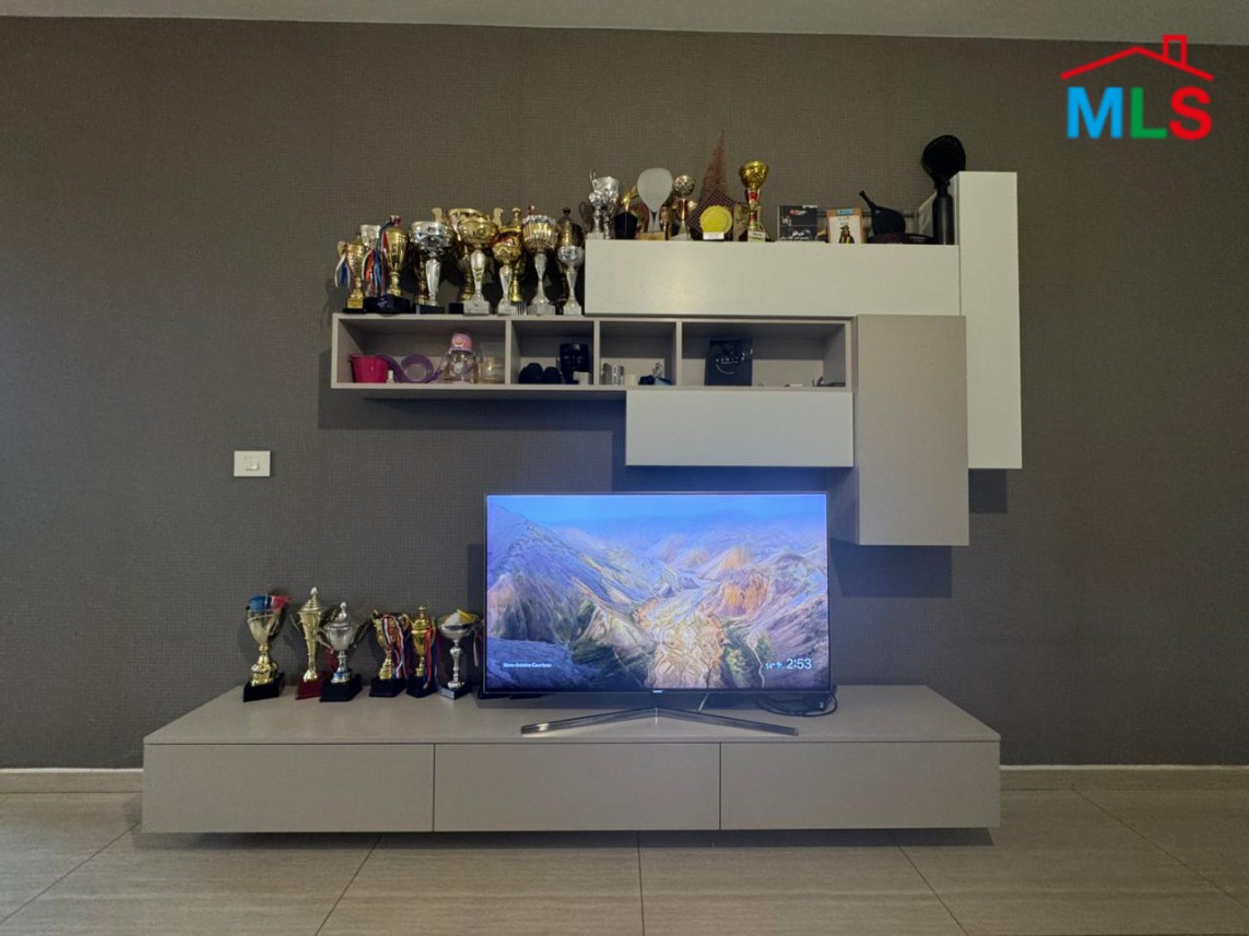 Semi-Furnished And Decorated Apartment For Sale in Mansourieh
