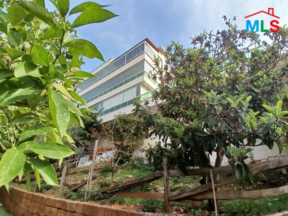 Exclusive! Spacious Villa With An Amazing Open View For Sale in Naccache