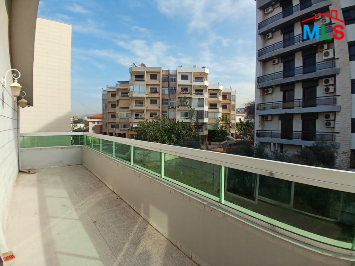 Exclusive! Spacious Villa With An Amazing Open View For Sale in Naccache