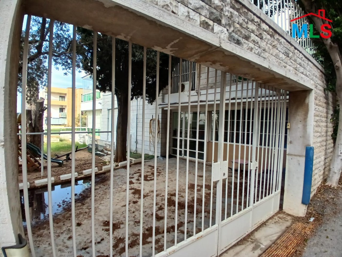Exclusive! Spacious Villa With An Amazing Open View For Sale in Naccache