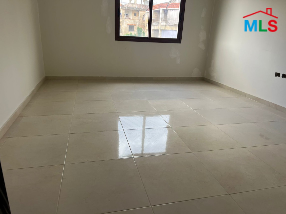 Spacious Apartment For Sale in Aley