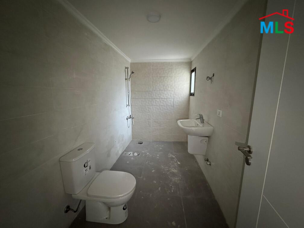 3-Bedroom Apartment For Sale in Ain Al Remmane, Baabda