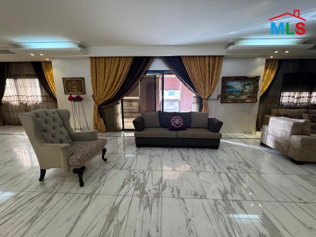 Beautiful 3-Bedroom Apartment For Sale in Ramlet Al Bayda, Beirut