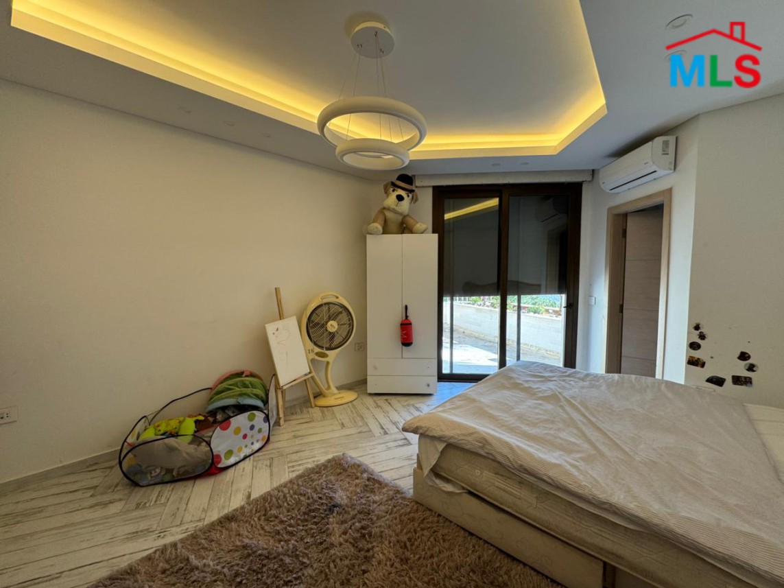 Luxurious Furnished Villa For Sale in Baabdat