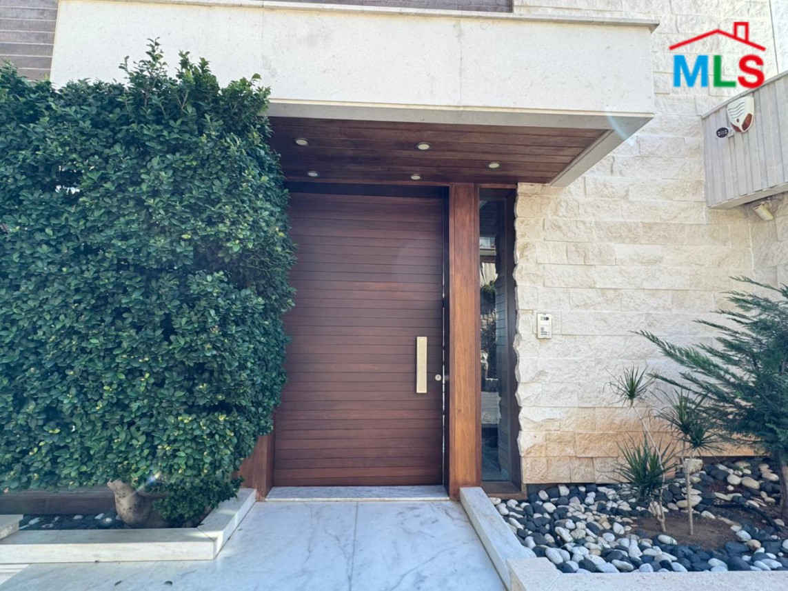 Luxurious Furnished Villa For Sale in Baabdat