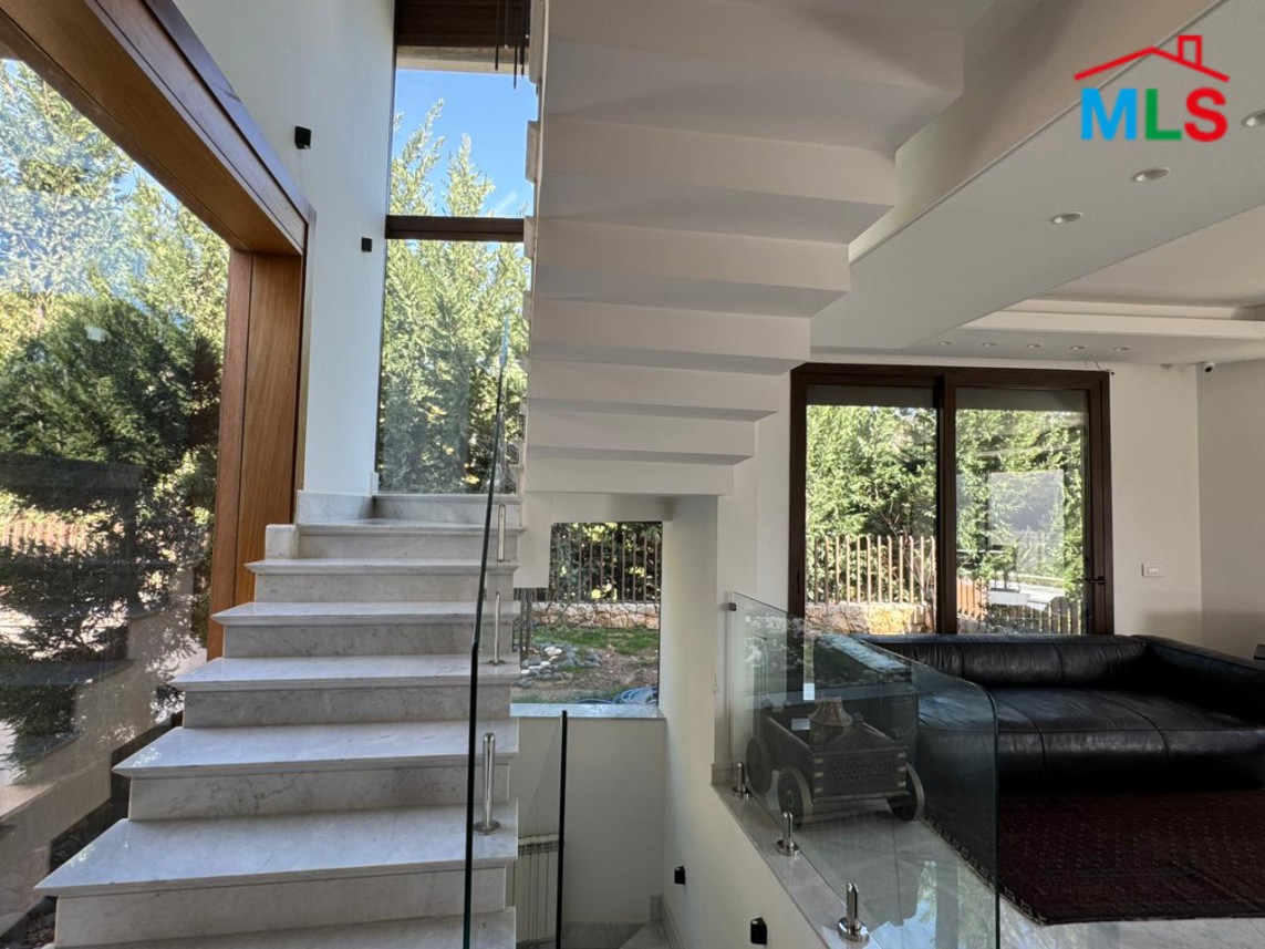 Luxurious Furnished Villa For Sale in Baabdat