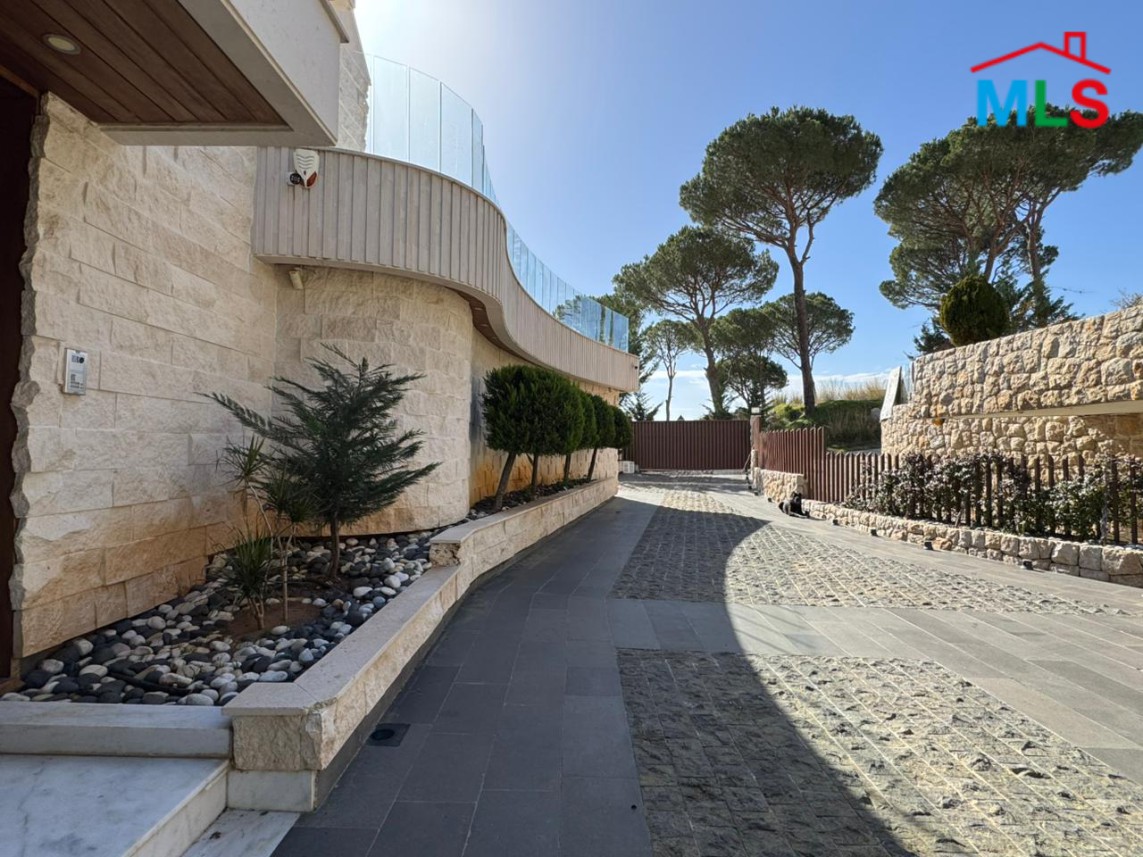 Luxurious Furnished Villa For Sale in Baabdat