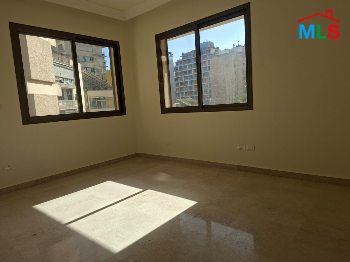 Brand New! 3-Bedroom Apartment For Sale in Manara, Ras Beirut