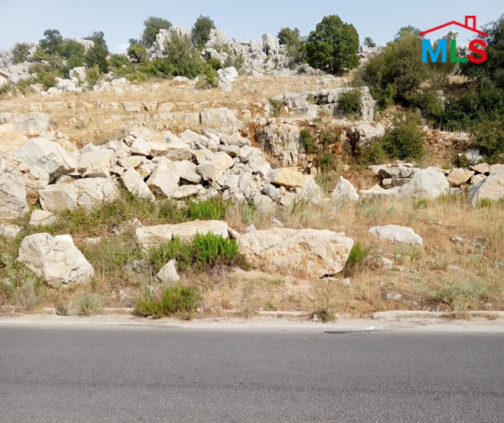 A 4,753 SQM Land For Sale In Majdel Tarchich, El Metn