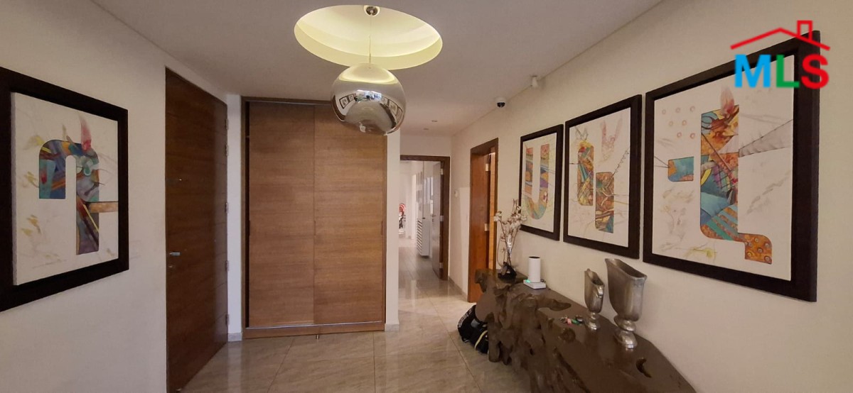 Fully furnished Decorated High-End Apartment For Sale in Bsalim