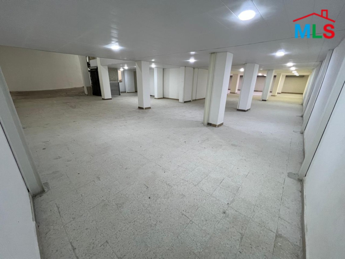 Ready to Move-in 1,500 SQM Warehouse For Sale in Tallet Al Khayat, Beirut