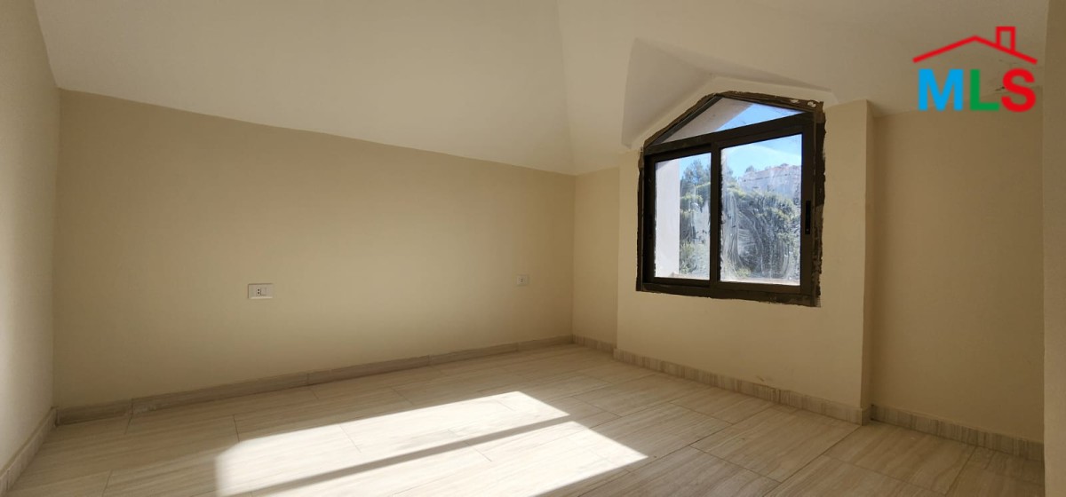 Semi-Attached Villa With Garden For Sale in Al Jamhour