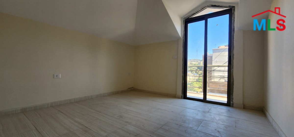 Semi-Attached Villa With Garden For Sale in Al Jamhour