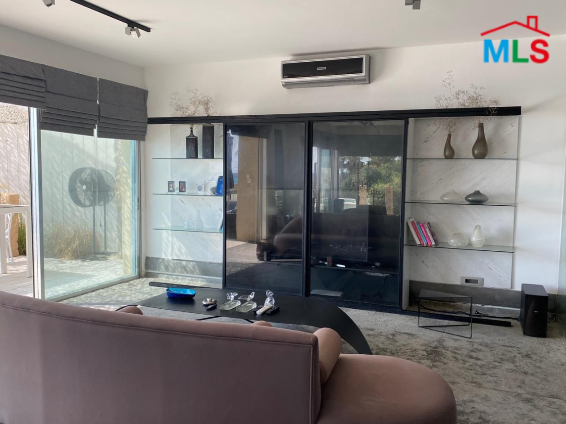 Villa Pieds Dans L'eau with Pool For Sale In Kfar Aabida, Batroun
