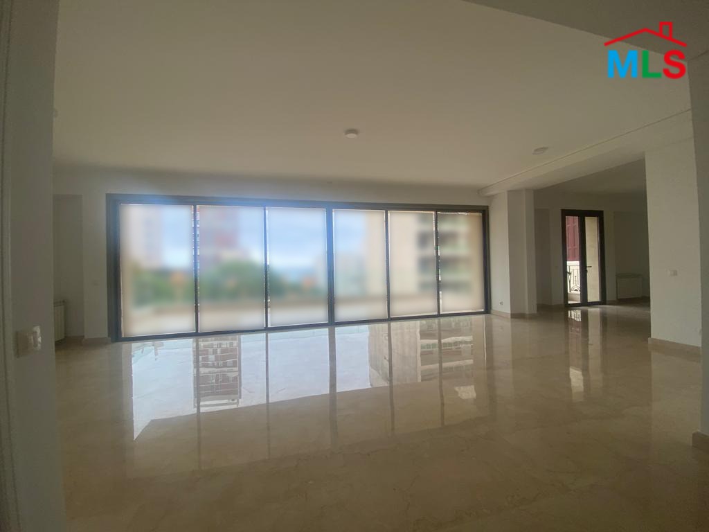 A Spacious Apartment For Sale in Gemmayze