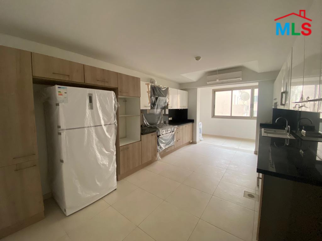 A Spacious Apartment For Sale in Gemmayze