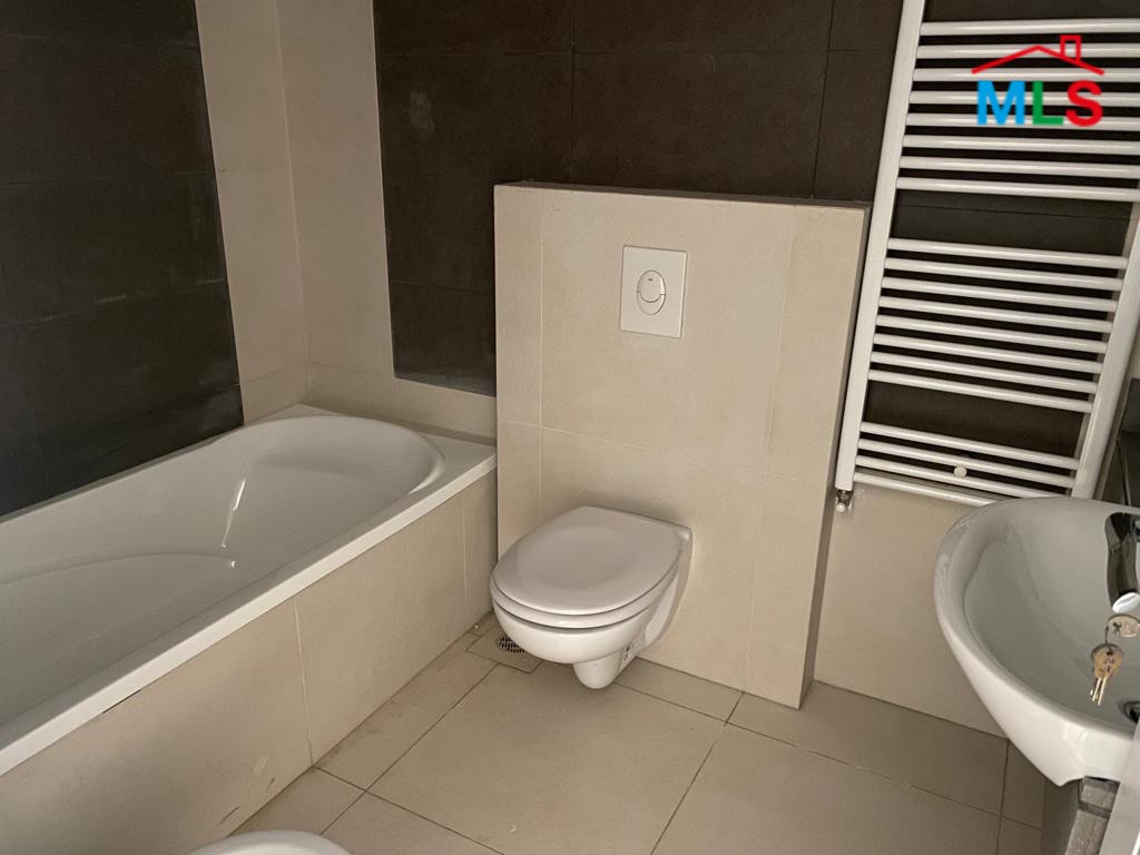 A Spacious Apartment For Sale in Gemmayze