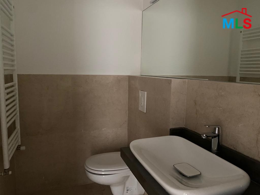 A Spacious Apartment For Sale in Gemmayze