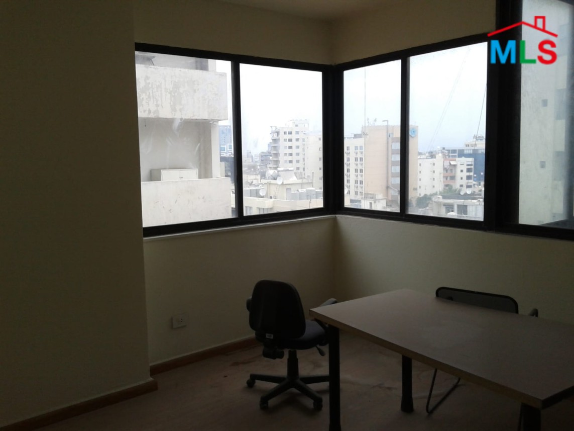 A 120 SQM Office For Sale in Dekwaneh