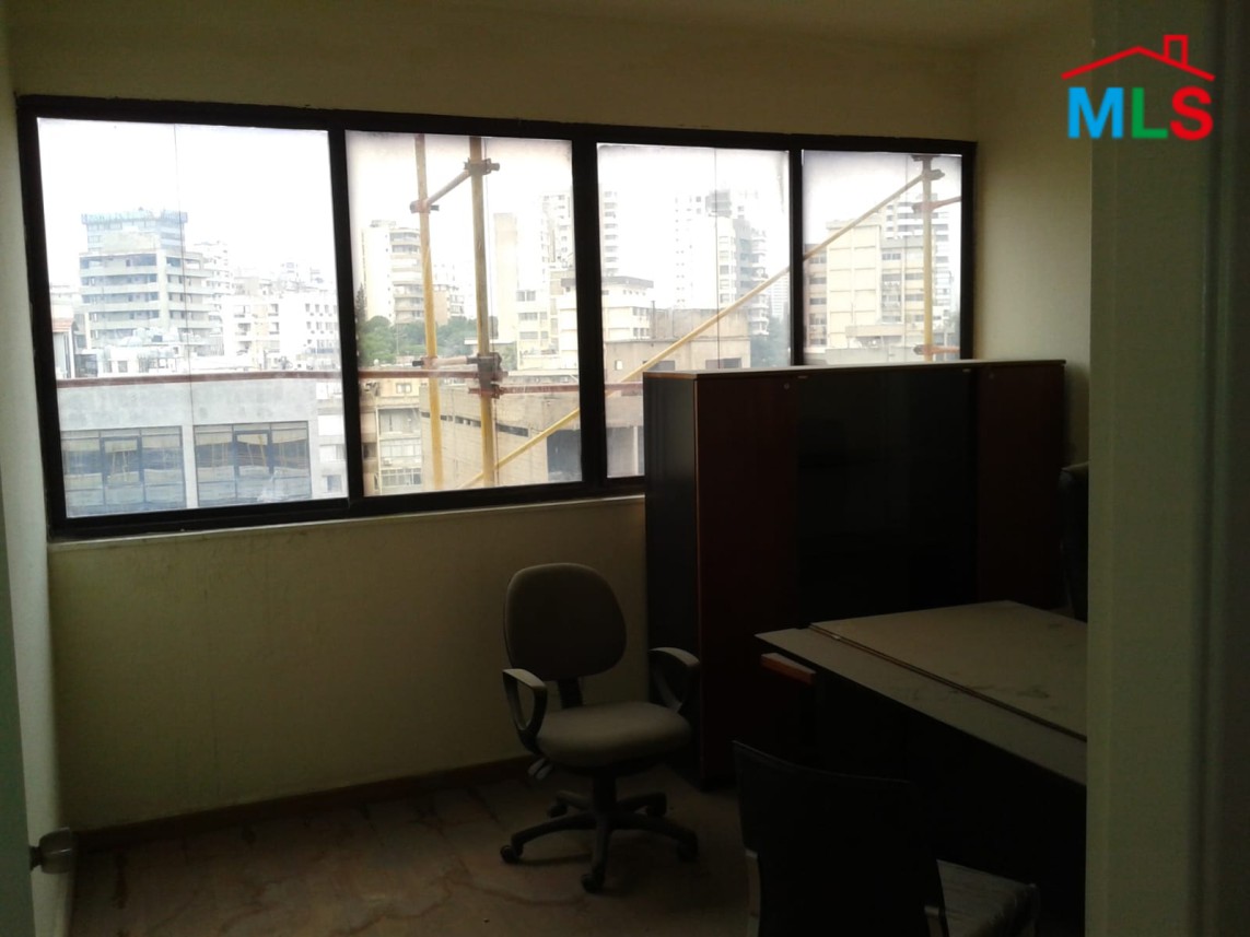 A 120 SQM Office For Sale in Dekwaneh
