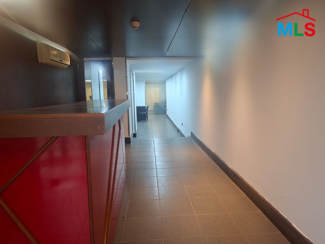 120 SQM Shop For Sale in Ain Al Mraisseh, Ras Beirut