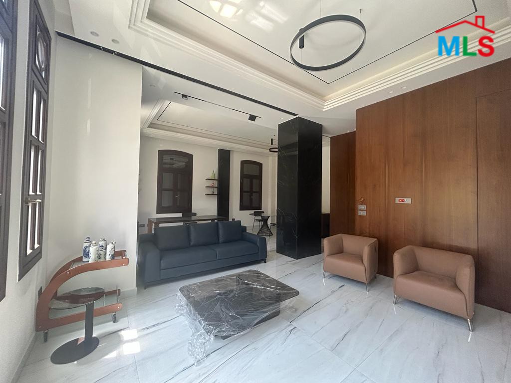 Refined Office with Private Suite/Apartment For Sale in Down Town