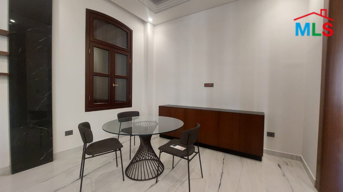 Refined Office with Private Suite/Apartment For Sale in Down Town