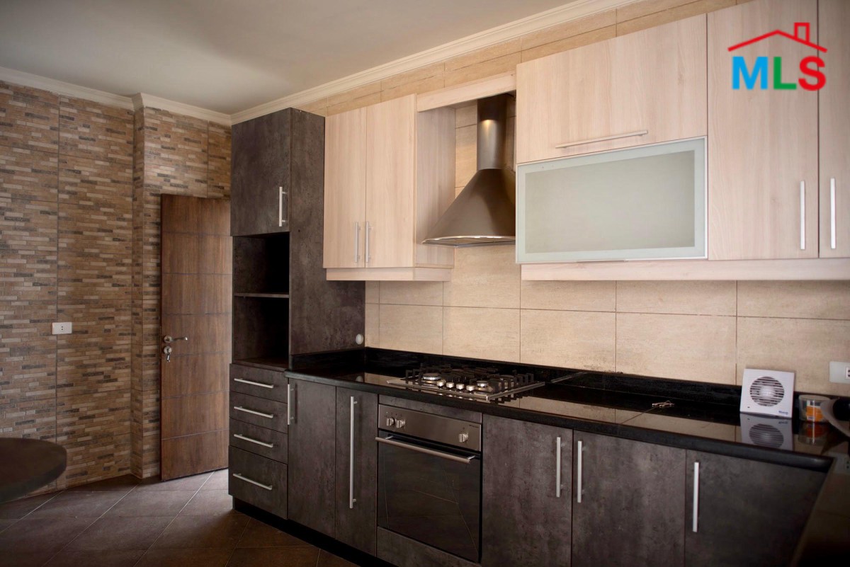 Spacious Apartment For Sale in Hazmieh, New Mar Takla