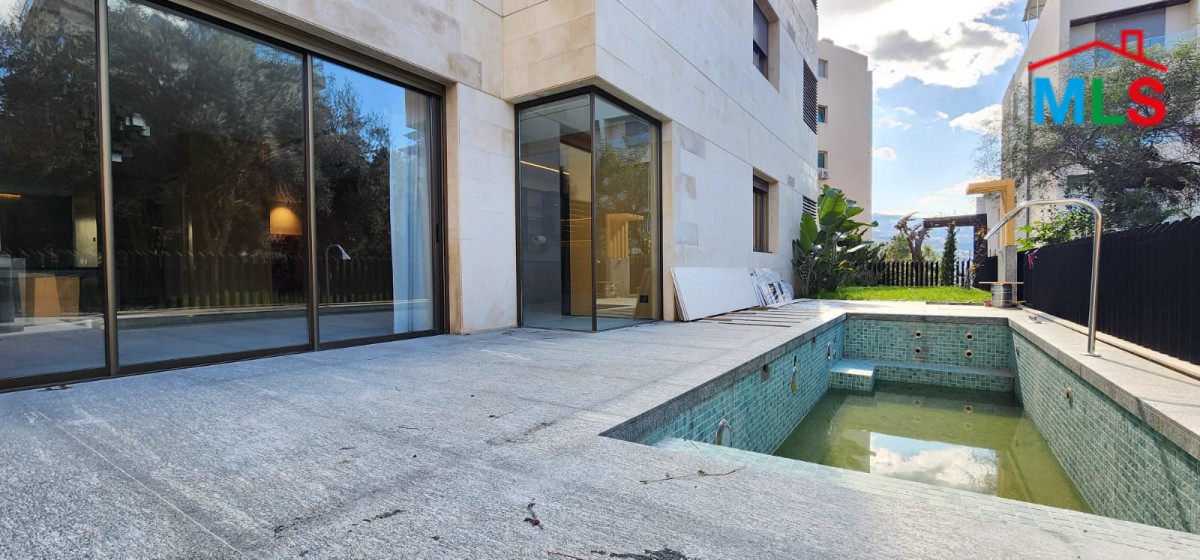 Luxurious High-End Finishing Apartment With Garden For Sale in Yarze