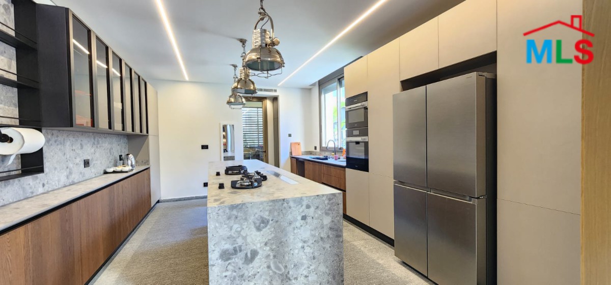 Luxurious High-End Finishing Apartment With Garden For Sale in Yarze